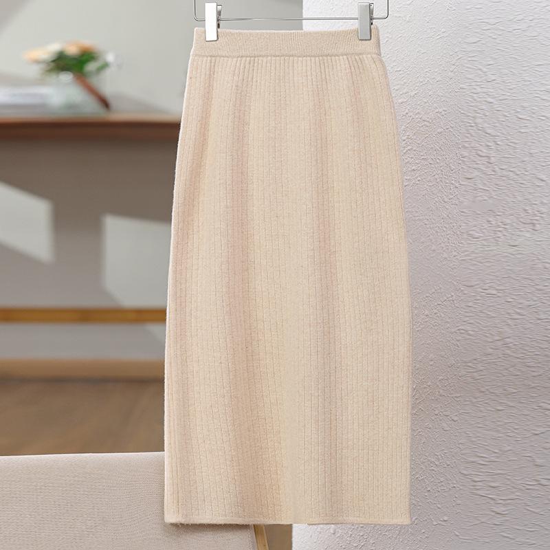 Women's High-Waist Knitted Bodycon Midi Skirt with Slit - Autumn/Winter 2024