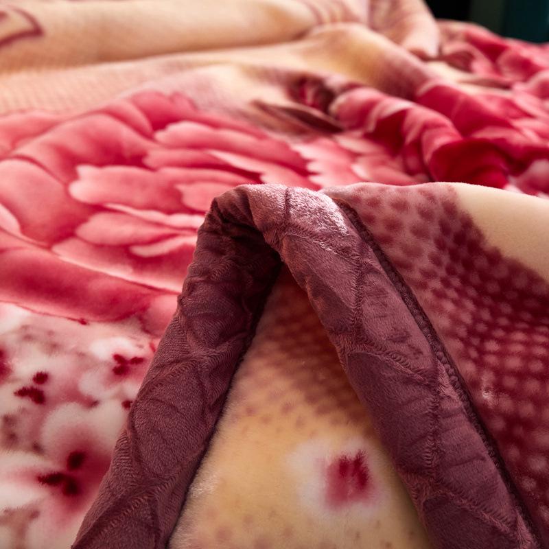 Winter Thickened Raschel Wedding Blanket – Double Layer Quilt for Students & Couples