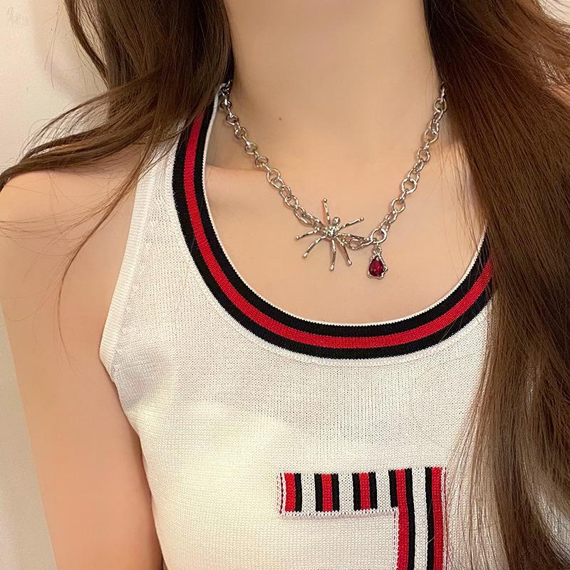 Trendy Cool Women Collarbone Necklace European Cross-Border INS KVK Style Spider Ruby Pendant Niche Personalized Daily Streetwear Neck Chain