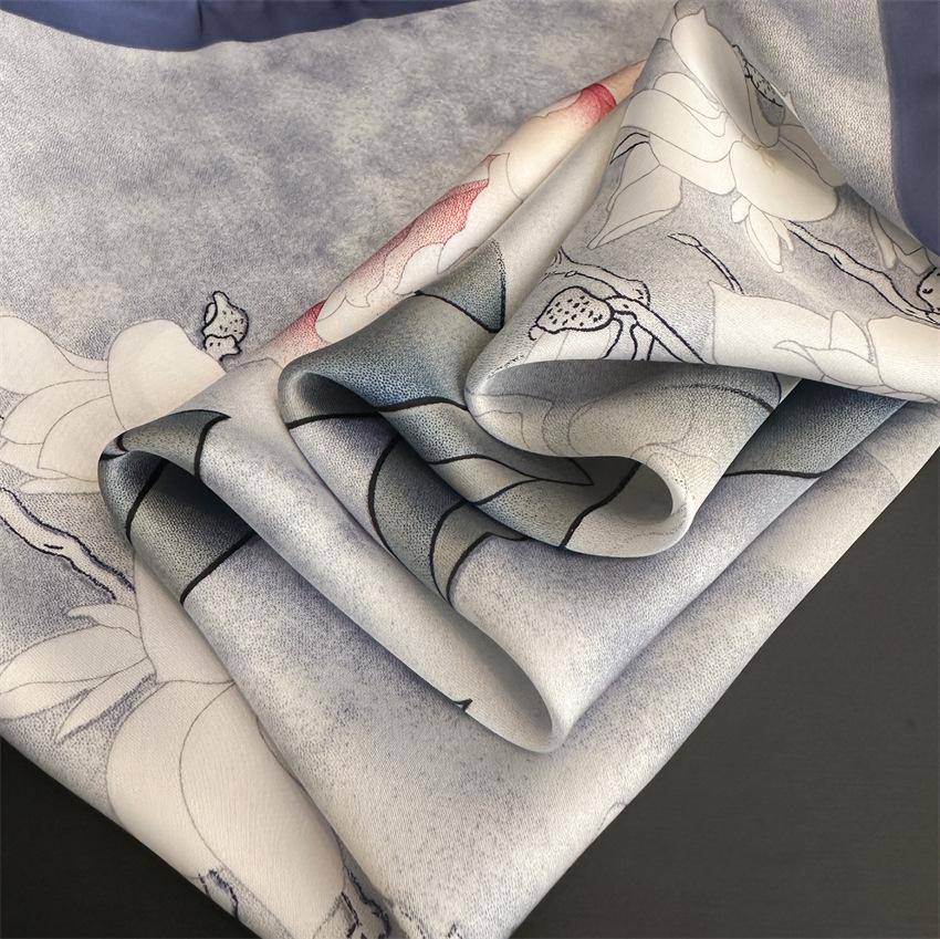 Verão NOVO 70X70cm Marca de Luxo Lenço Quadrado de Seda Mulheres Gravata Faixa de Cabelo Lenços Estampados Lenço Feminino Foulard Lenço Hijab Lenço de Mão