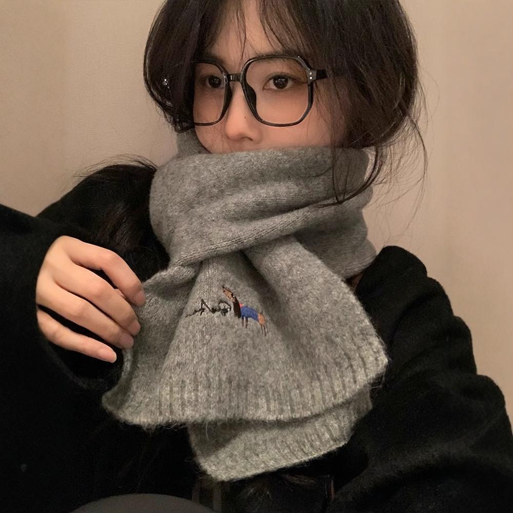 Korean version of imitation cashmere scarf women's winter new versatile solid color warm scarf beige student high-end fashion