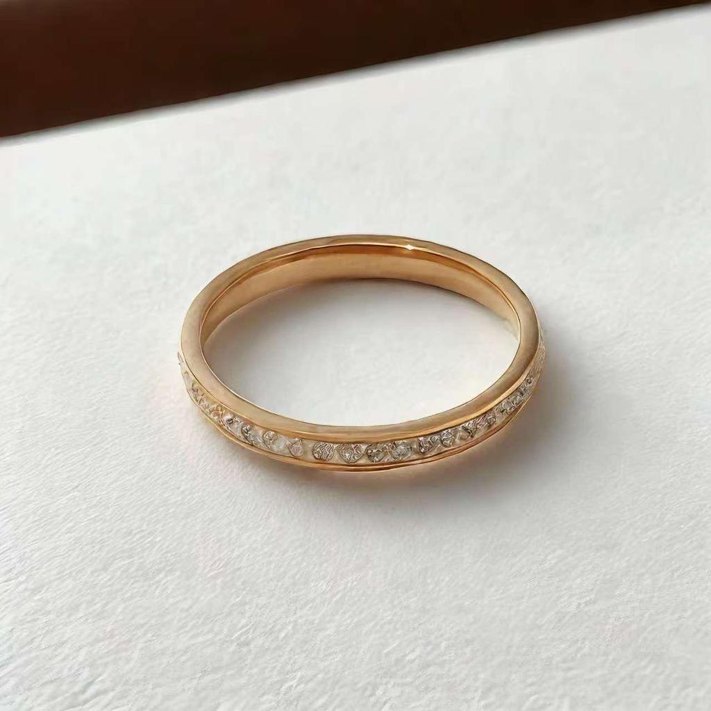 Luxury Women's Stainless Steel Ring: Electroplated Titanium, Non-Fading, Versatile Design