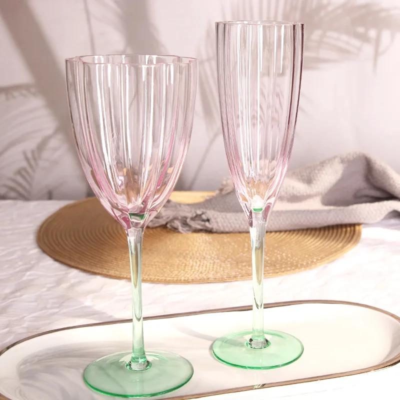 Retro Bägare Färggradient Rosa Blomma Kopp Blyfritt Glas Champagne Vinglas Nordisk Lätt Lyx Klar Medeltida Kronbladsbägare