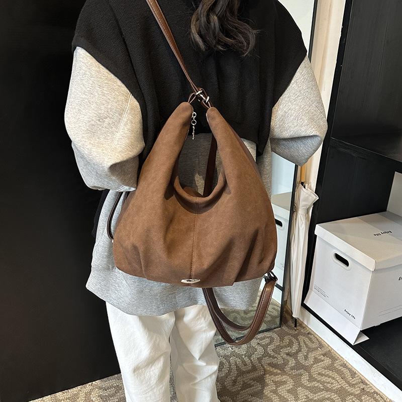 Retro large-capacity bag women's 2025 autumn and winter new fashion chain matte bag versatile messenger commuter tote bag