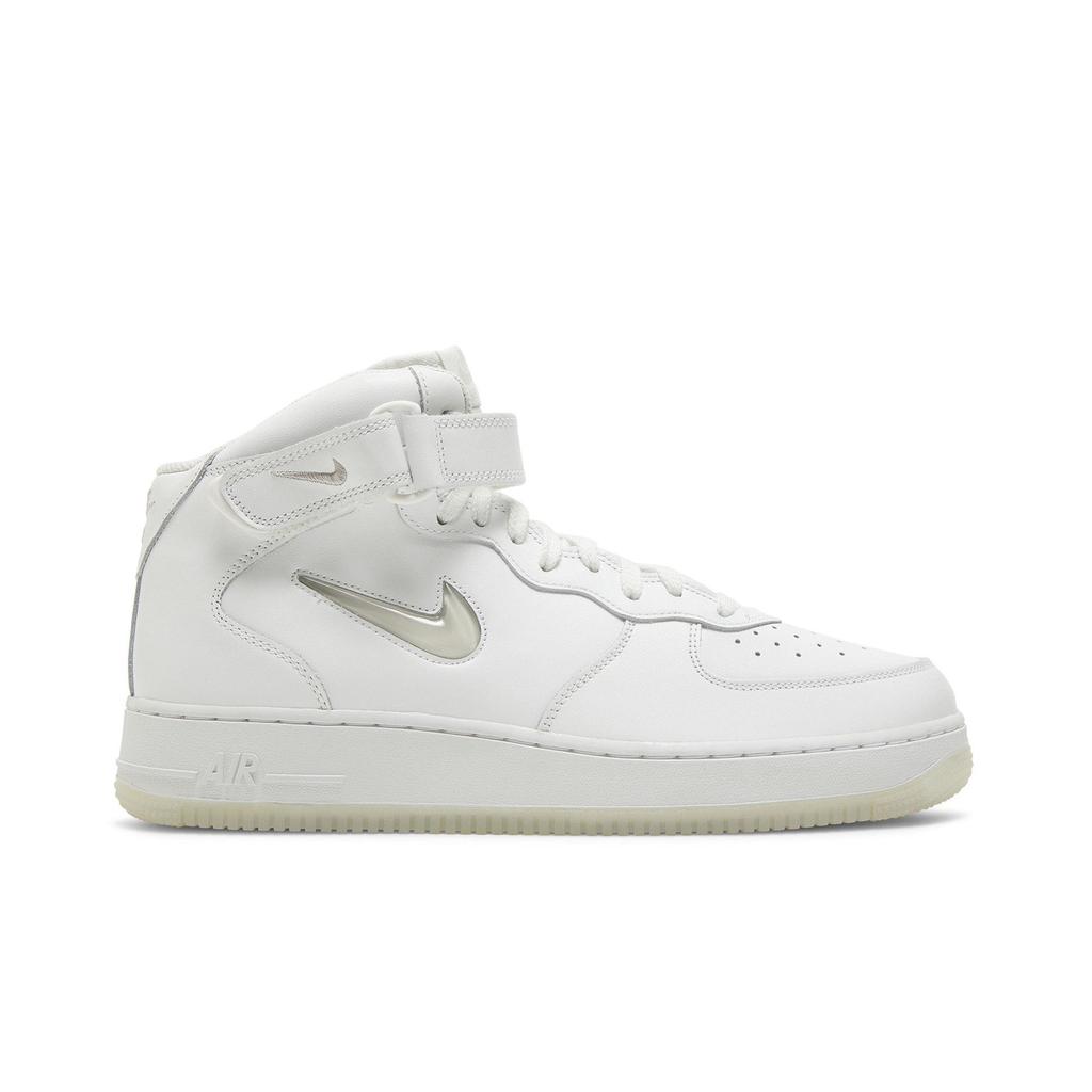 Nike Air Force 1 Mid 'Color of the Month - Summit White' (Unisex) Summit White / Light Bone Skate Shoes DZ2672 101