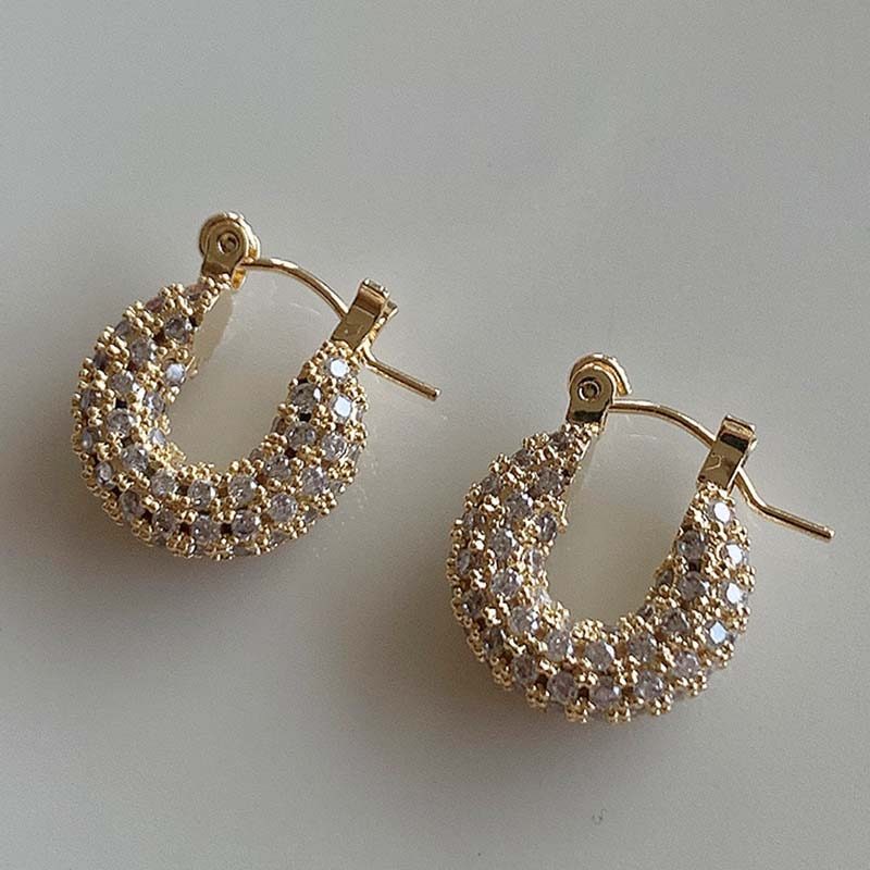 

Fashion Gold Color Zircon Round Huggie Hoop Earrings for Women Geometric Circle Shape Ear Buckle Earrings Light Luxury Jewelry