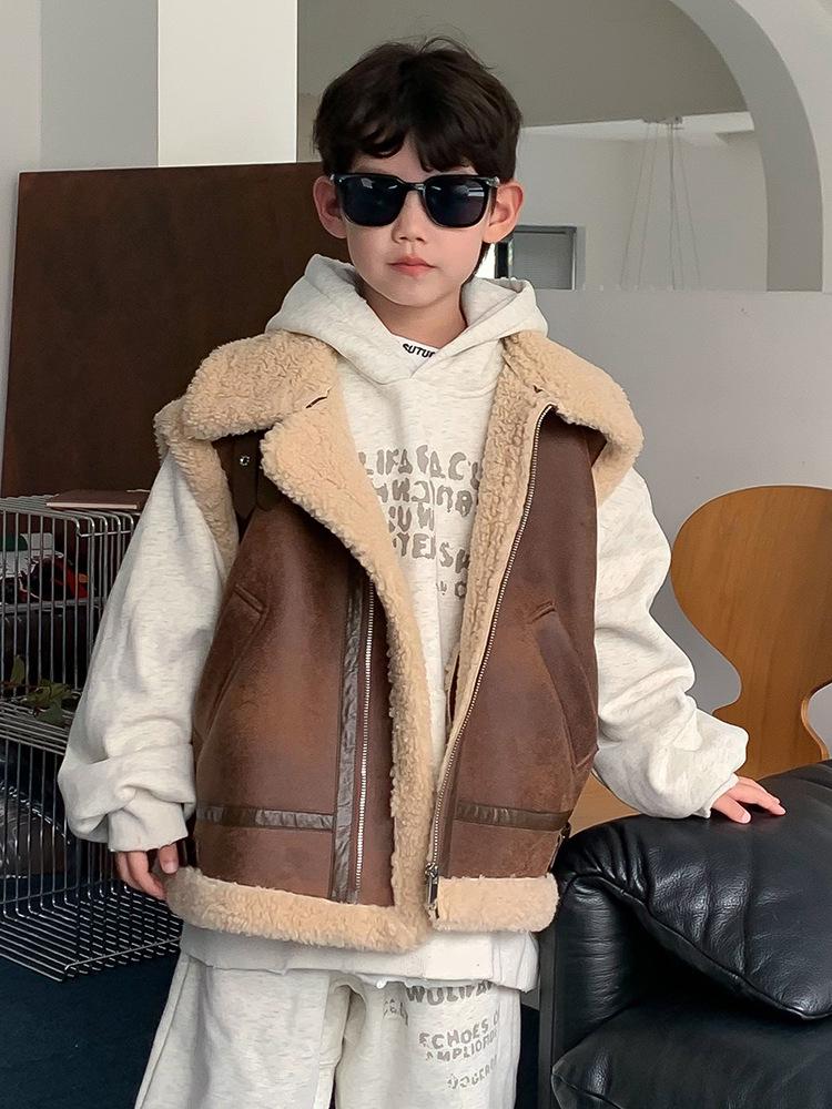 Boys' Retro Lambswool Vest - 2024 Winter Korean Style Warm Sleeveless Jacket for Small and Medium Children