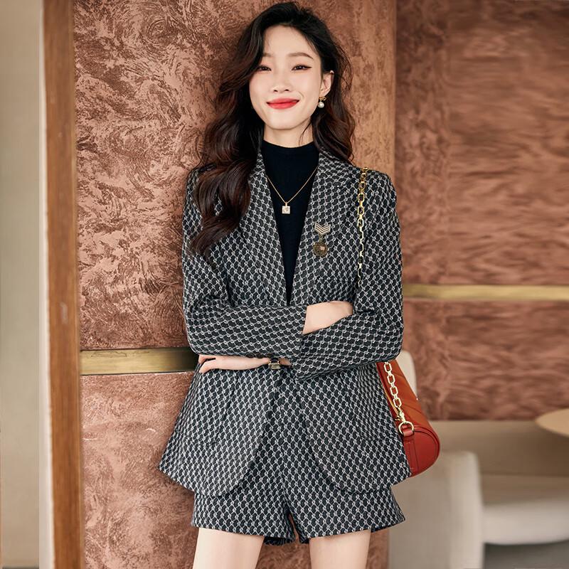 Conjunto de Blazer a Cuadros y Shorts para Mujer