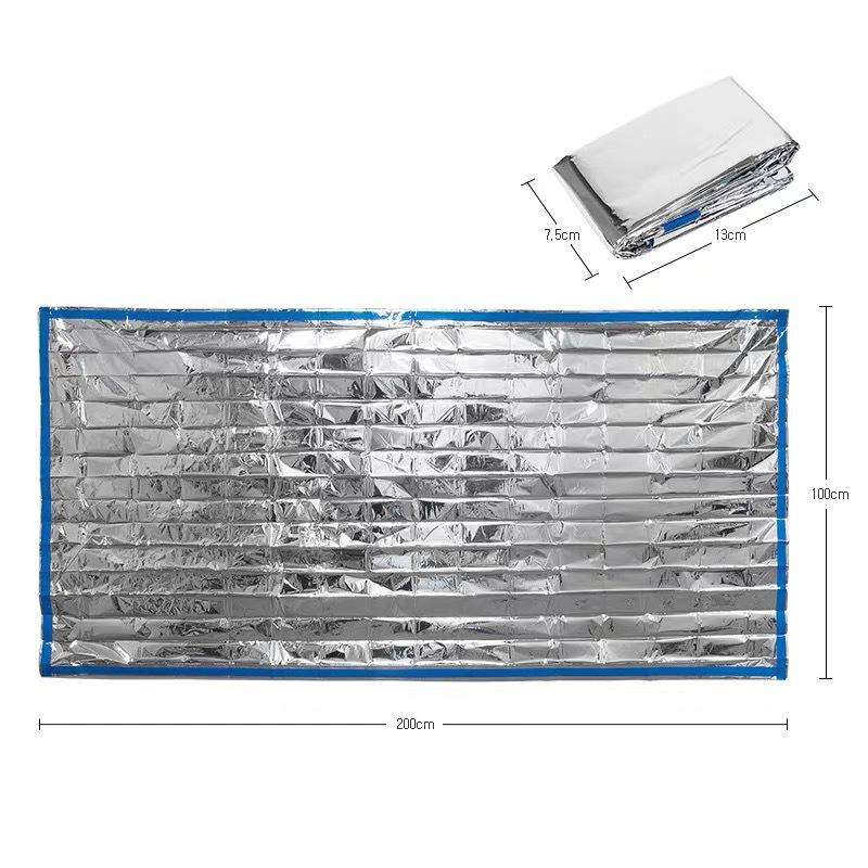 Emergency Survival Sleeping Bag Thermal Reflective Waterproof Windproof for Outdoor Camping Emergency Shelter серебряный