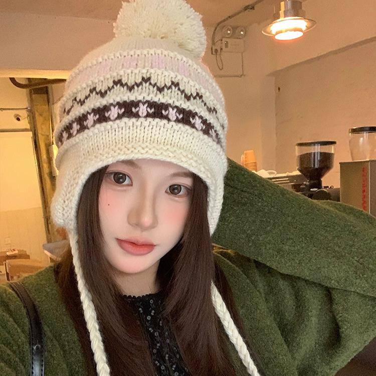 Autumn and Winter Hat Women's Fashion Knitted Wool Hat Hairball Ear Protection Warm Hat