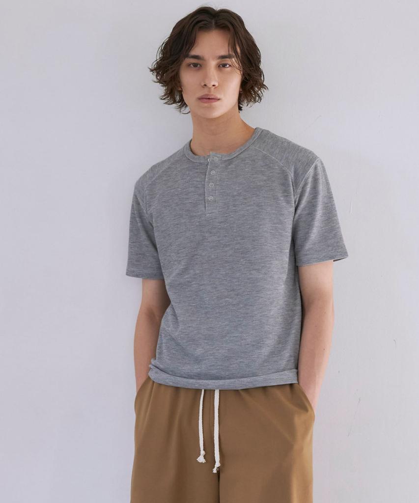 SENTAIR Contour Henley Neck Half T-Shirt _Gray