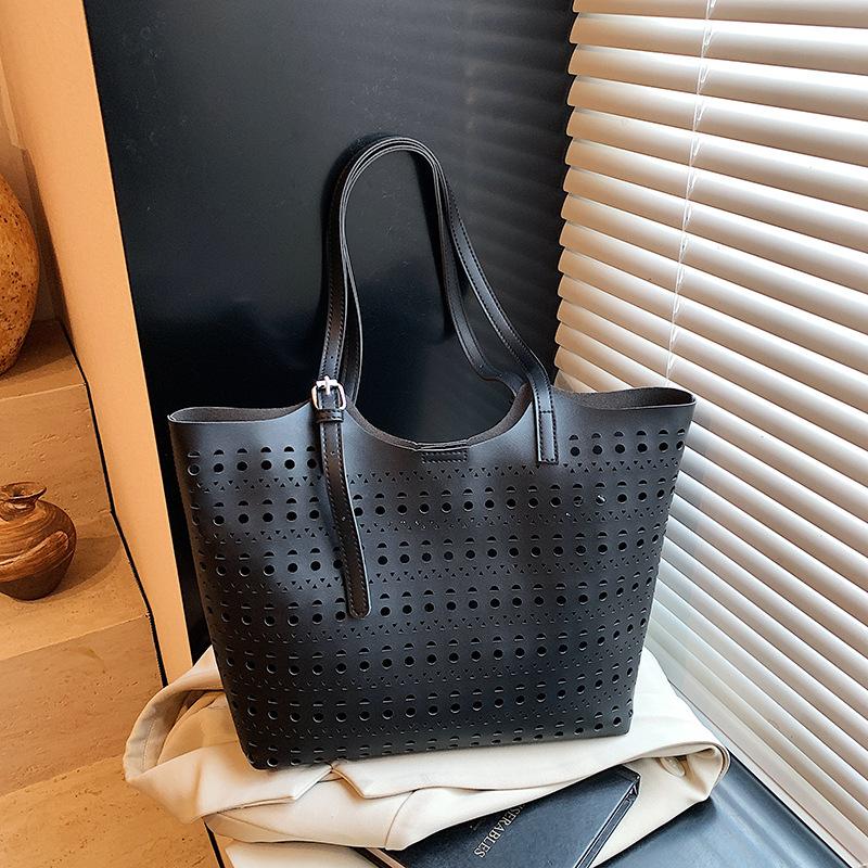 Large-capacity Hollow Bag Women's Summer New Versatile Shoulder Mother and Child Bag Casual Class Tote Bag