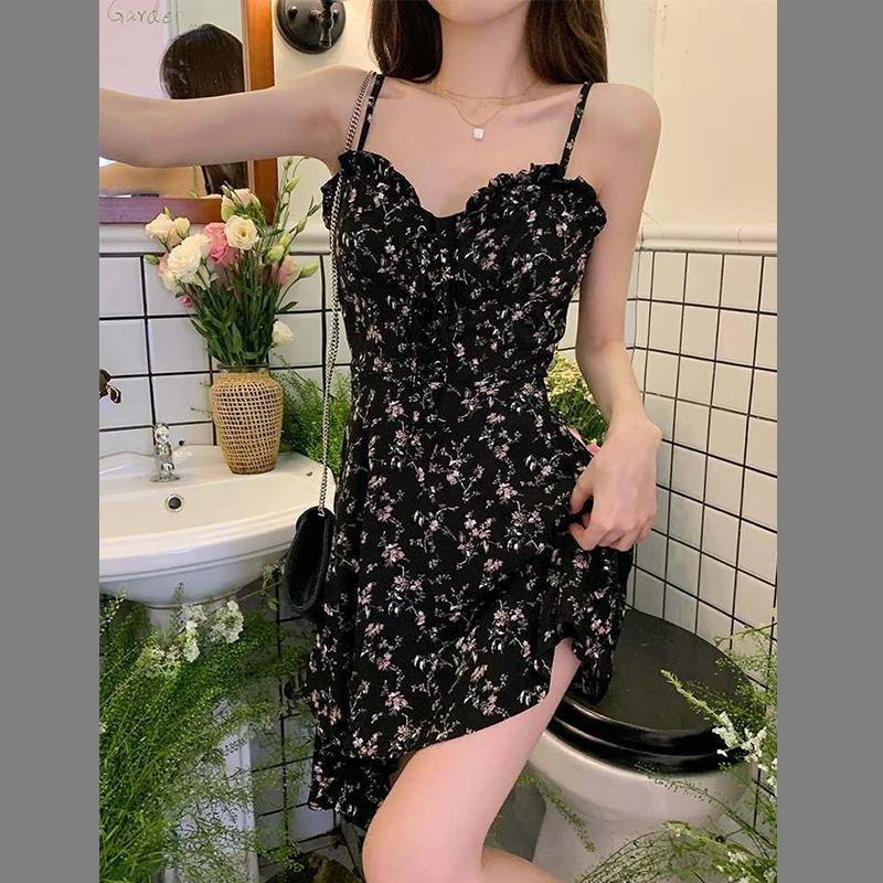 Pure Desire Französisches Camisole-Kleid mit Blumenmuster, sommerlich feminines Temperament, süße Taille, schmaler kurzer A-Linien-Rock, vielseitig einsetzbar