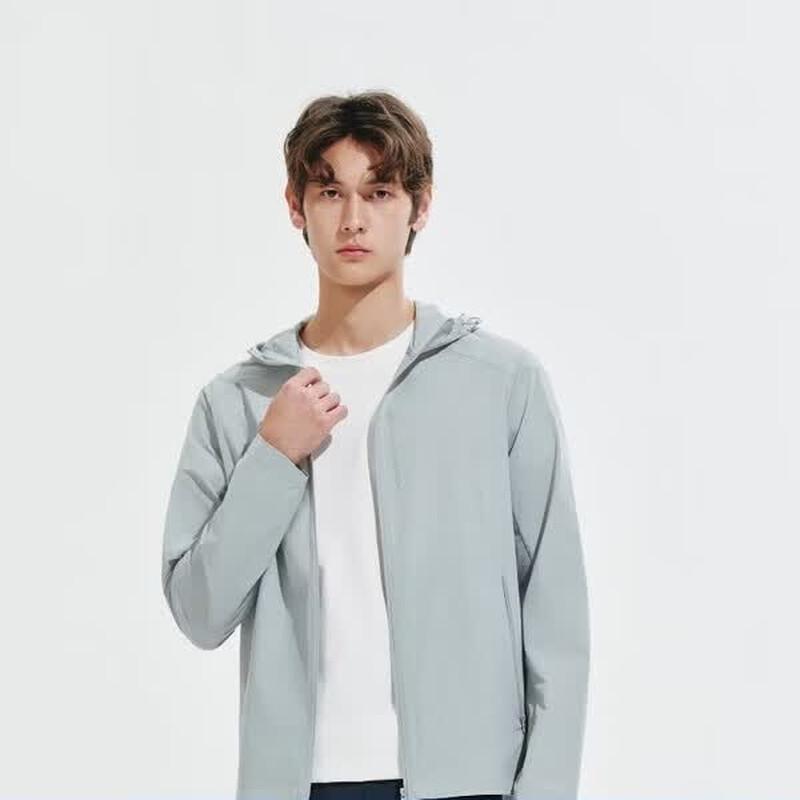 BOSIDENG Men s Outdoor Hooded Lightweight Breathable Jacket