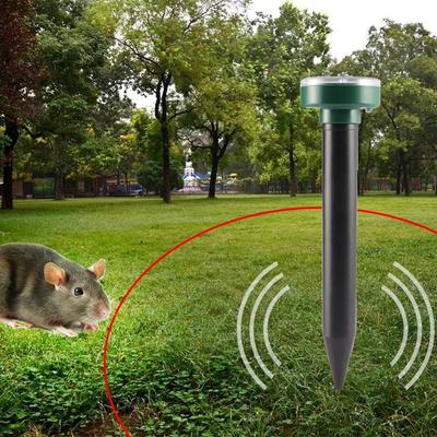 Repellente per mouse elettronico ad ultrasuoni solare Repellente per serpenti Repellente per insetti Vibrazione ad alta potenza Batteria incorporata IP64 Ricarica solare