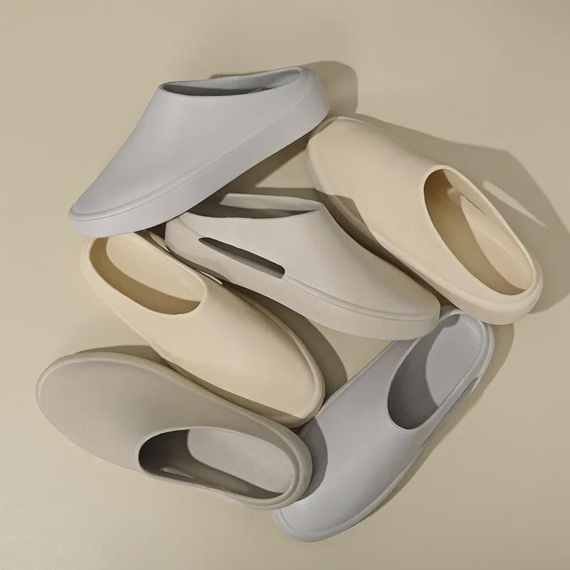 Z2024 Men's Closed-Toe Sandals: Soft Bottom Hole Shoes, Chef & Beach Wear, Coconut Style Slippers