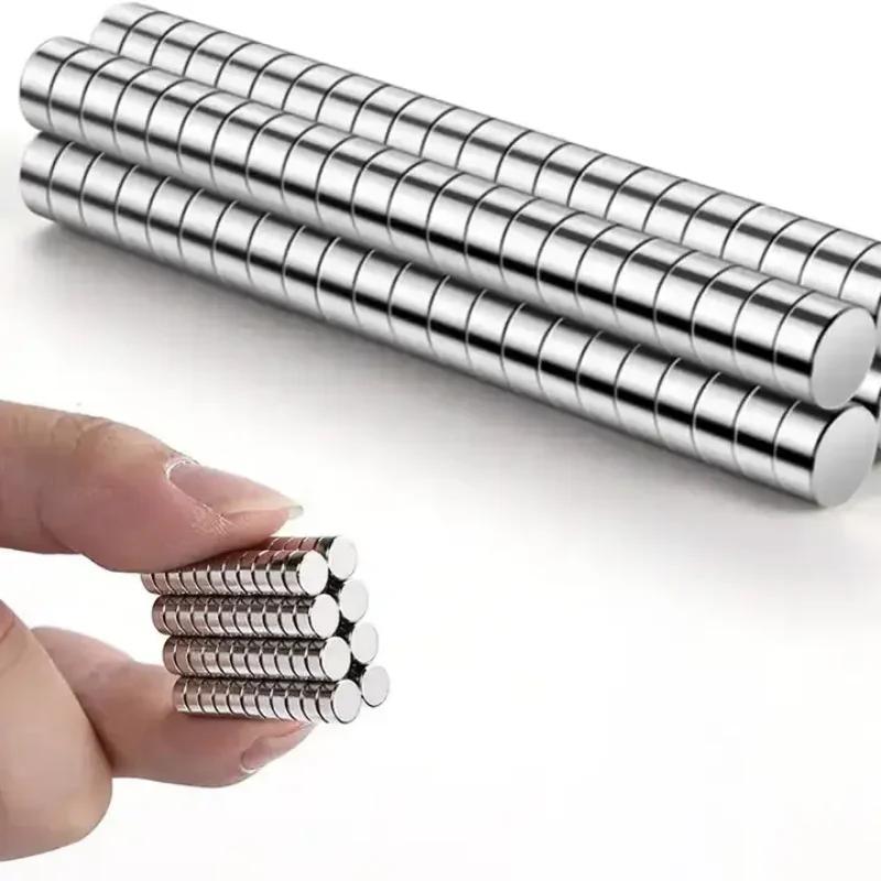 12/24 Piezas Imanes Pequeños para Uñas Acrílicas Cortauñas Profesional para Nail Art Puntas Falsas Cortadores de Borde Punta Imán Herramienta de Manicura