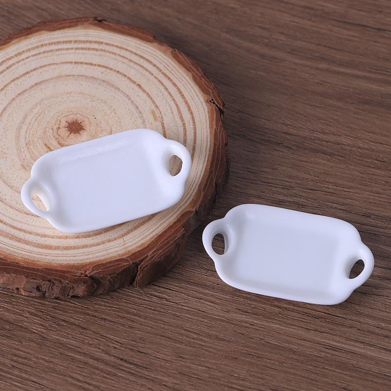 

Миниатюрный набор столовых приборов для кукольного домика: Двухушковая тарелка и поднос с самодельным кремовым клеем, аксессуары из смолы ручной работы