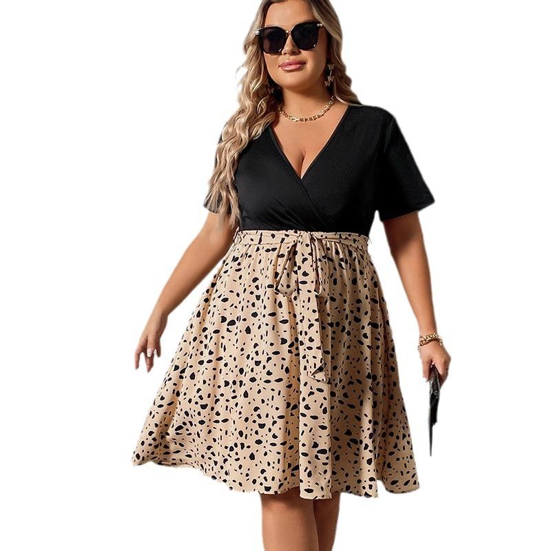 Summer Women's Dress Large Size Dresses Spliced V-neck Short Sleeve Strappy Pleated Dress