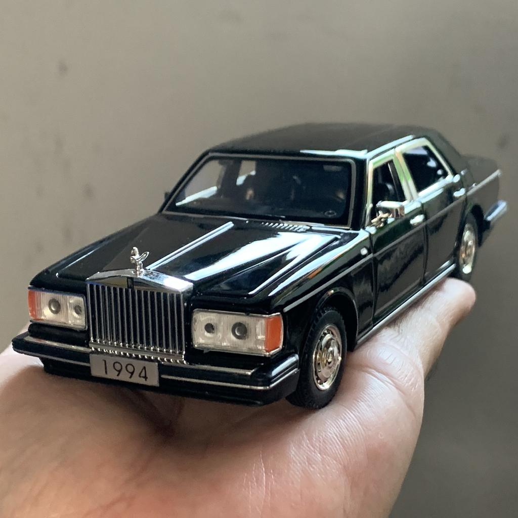 1:32 1994 Rolls Royce Silver Spur Limousine Alloy Metal Diecast Model Car Home Computer Desktop Display Ornament Mini Adult Gift