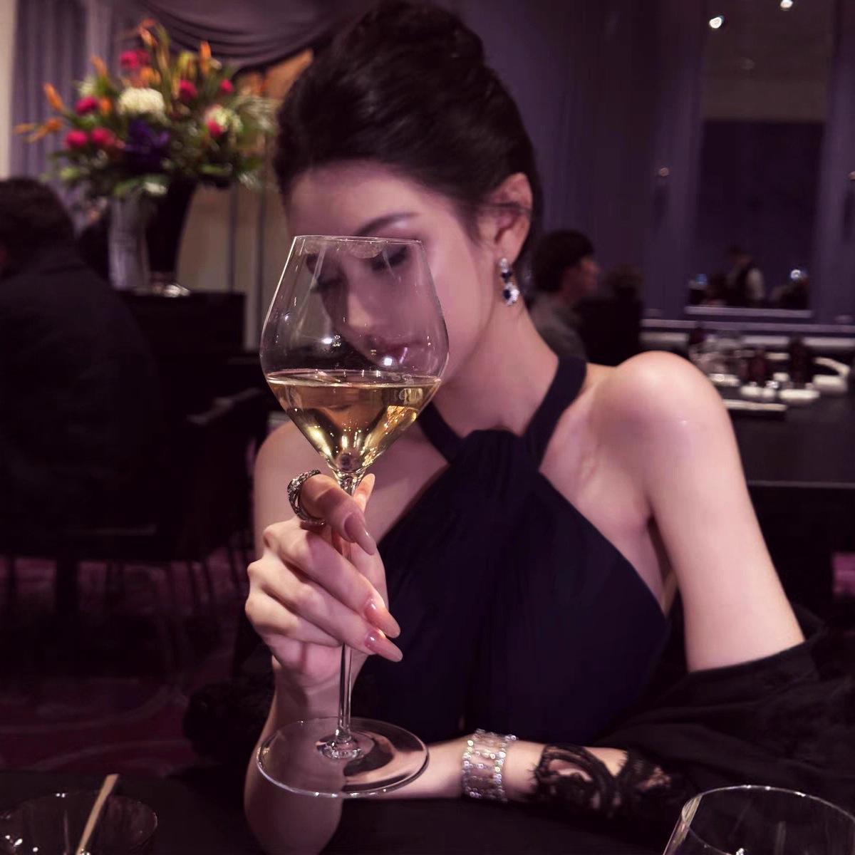 Women s Backless Halter Sleeveless Top - New Arrival Hollow Out Design Small