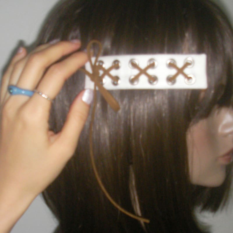 

nff string ribbon hairpin-ivory ONE