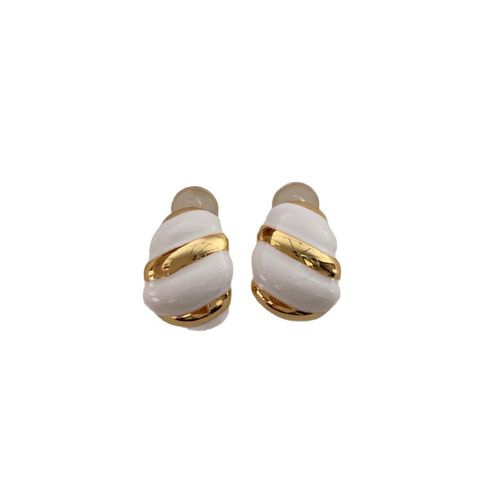Niche design temperament versatile earrings new trendy earrings women's fashion geometric stripes unique stud earrings women