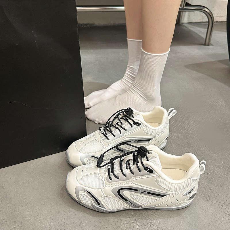 New Breathable and Thick-soled Casual Sports Shoes for Women with Retro Style