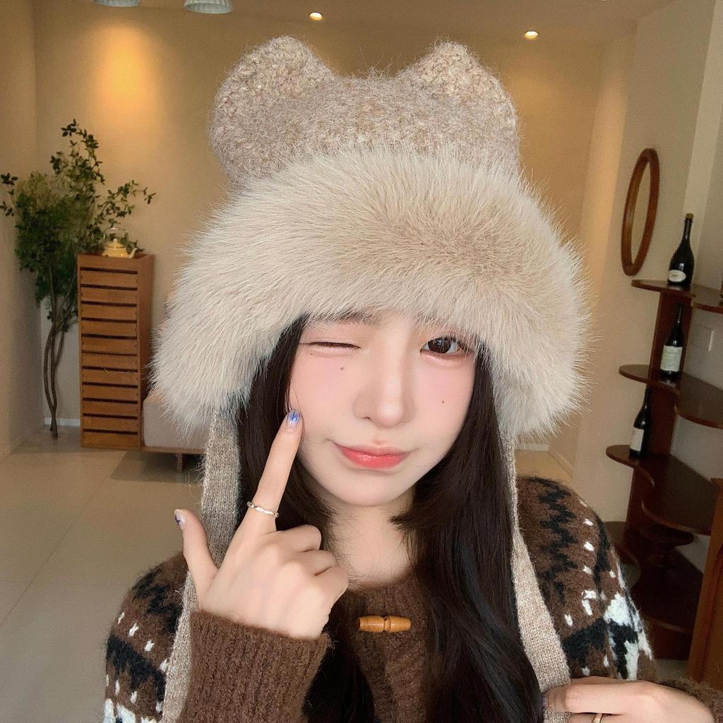 Neue Plüschbärenmütze Damen Herbst und Winter Niedliches Gesicht Freilassend Klein Winddicht Warm Ohrenschutz Vielseitige Pullovermütze