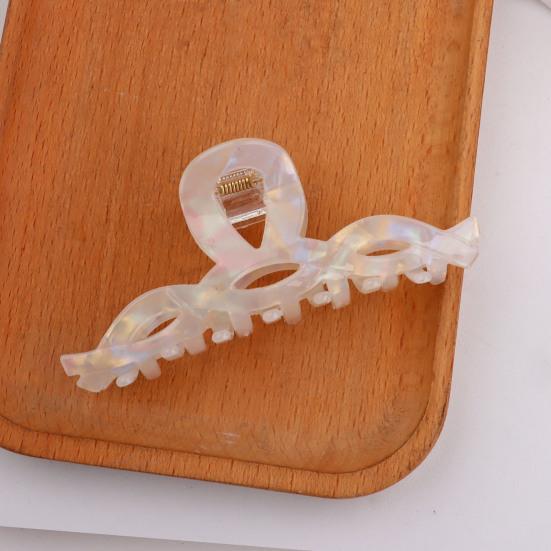 Hair Claw Large Wave Design Back Head Hair Clip Anti-slip Teeth Strong Grip Shark Hair Clip Versatile Hair Accessory