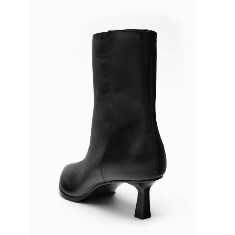 Black Soft Leather Ankle Boots Women Sexy Pointy Toe Side Zipper Kitten Heel Designer Boots Comfortable Commuter Office Shoes