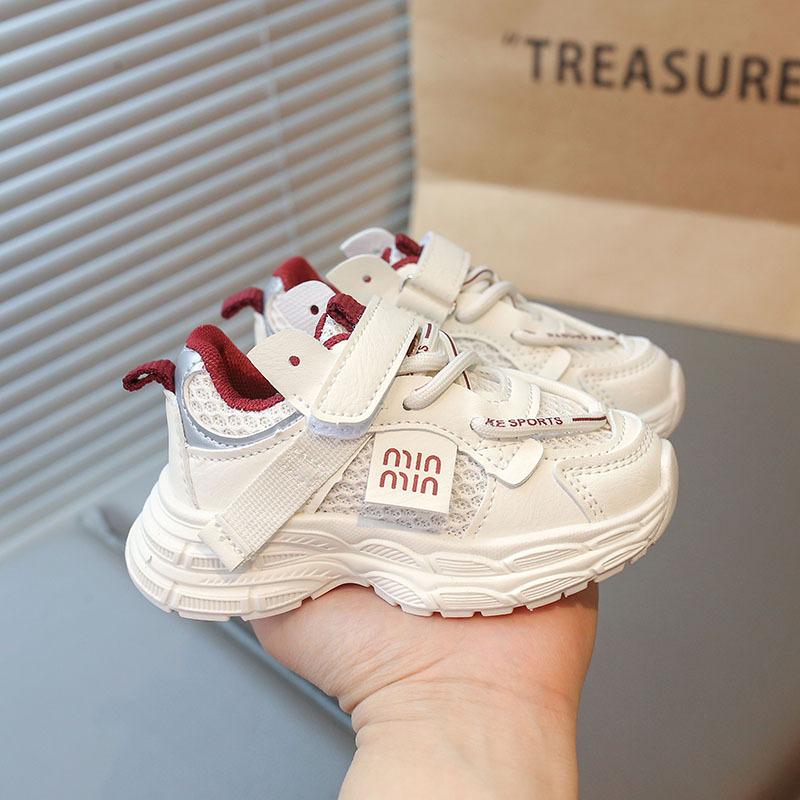 

Детская спортивная обувь 2025 Весна Кроссовки для мальчиков с сеткой Нескользящая обувь для девочек 31 красный