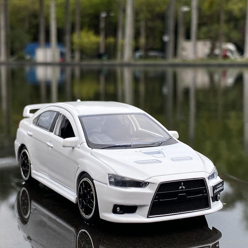 1:32 Mitsubishis JDM Lancer Evo X Open Door With Sound and Light Alloy Toy Car Model Ornaments For Children Gifts