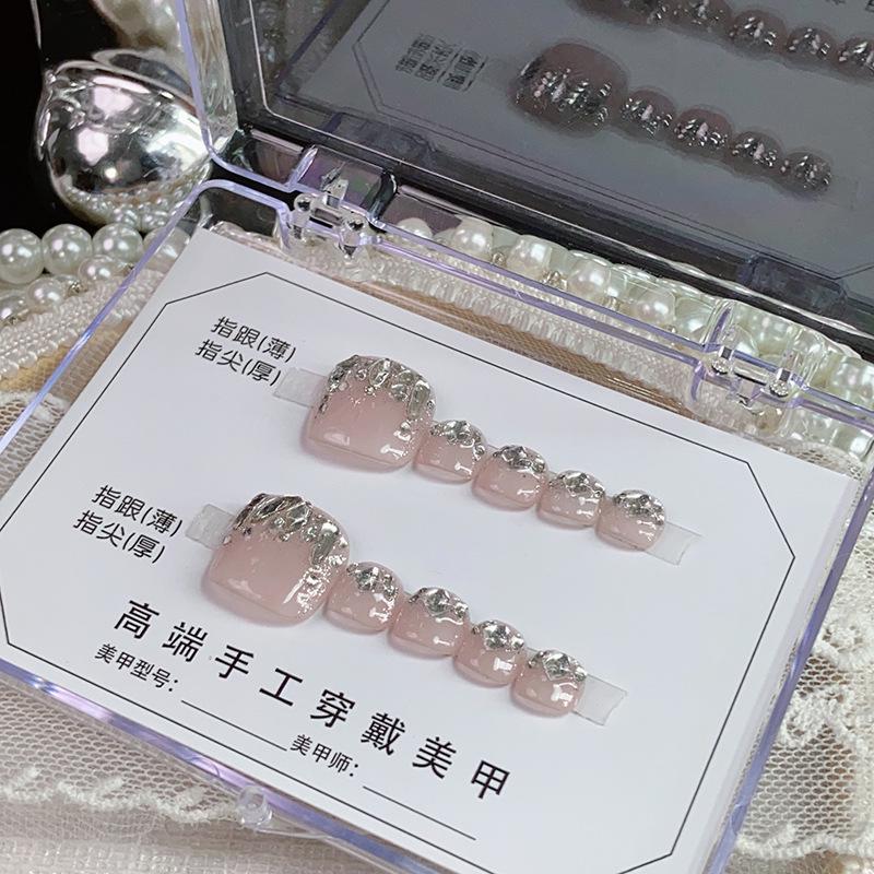 Nude Diamond Cat Eye Toenail Stickers: High-End Wearable Manicure 2025