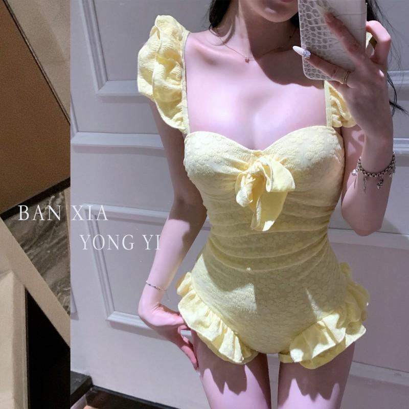 

One-piece Swimsuit Is Sweet Pure Desire. Small Chest Gathers Slim Skin-covering Vacation Hot M жёлтый