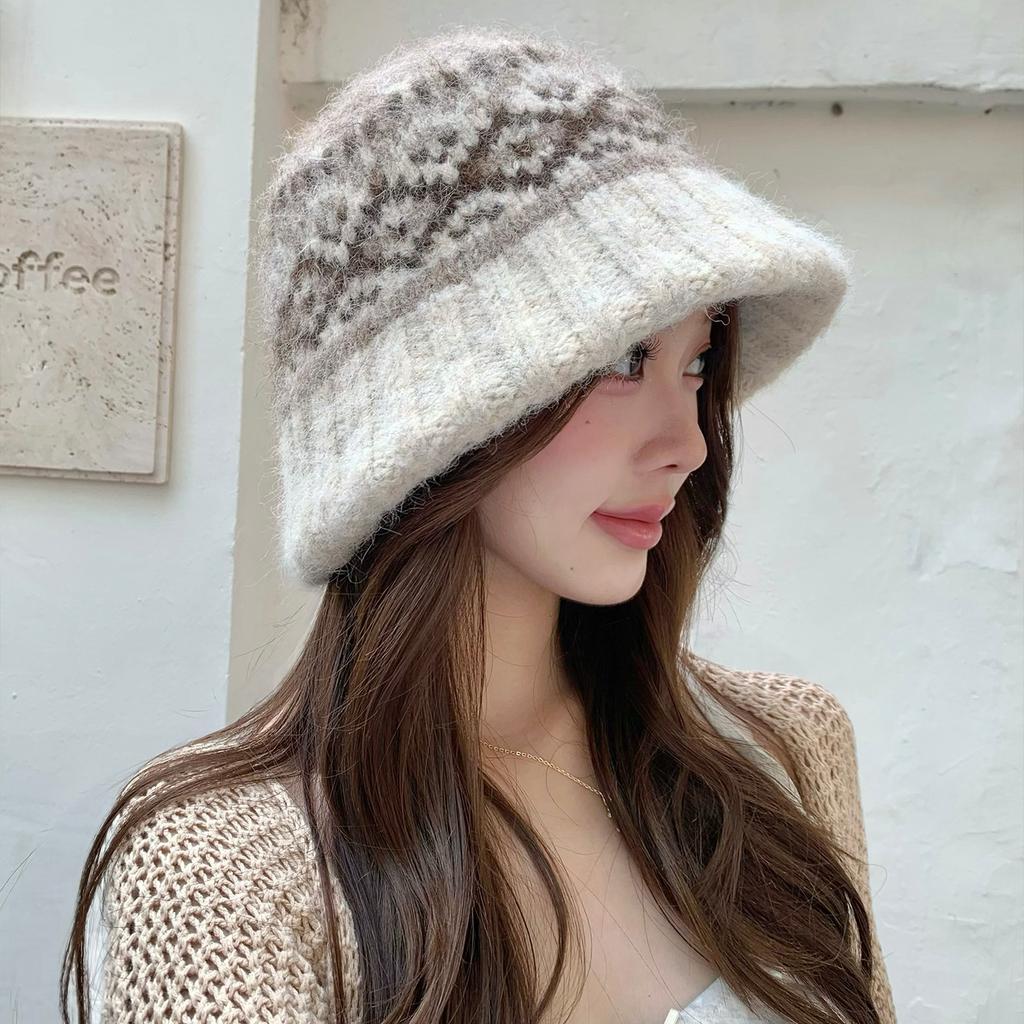 Fair Island Style Retro Knitted Bucket Hat Female Warm Ethnic Style Big Head Circumference Showing Face Small Wool Hat Tide
