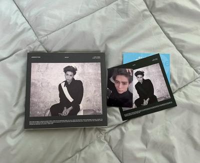 Álbum BASE de Jonghyun + Poka Usado