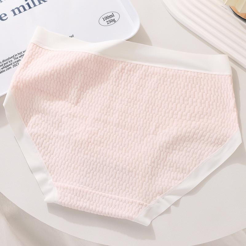 Sweet Japanese Style Cotton Underwear For Girls With Breathable Midrise Design In Colorful Patterns