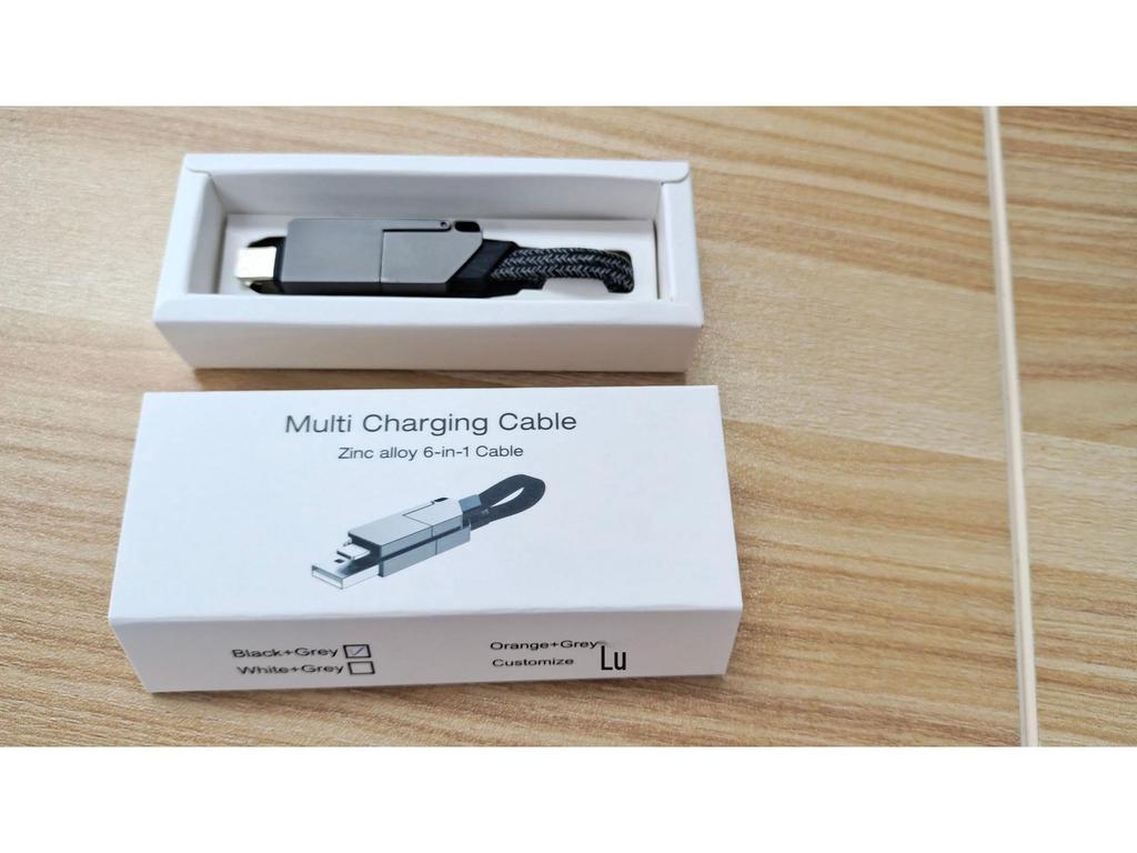 2024 Zinc Alloy Magnetic Fast Charge 4-in-1 Type C PD60W Cable Power Bank