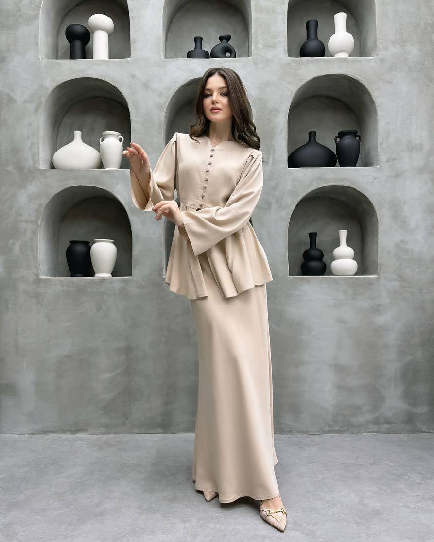 

Women s 2026 Autumn Two-Piece Set: Elegant Solid Cardigan & Socialite Dress S шампанского