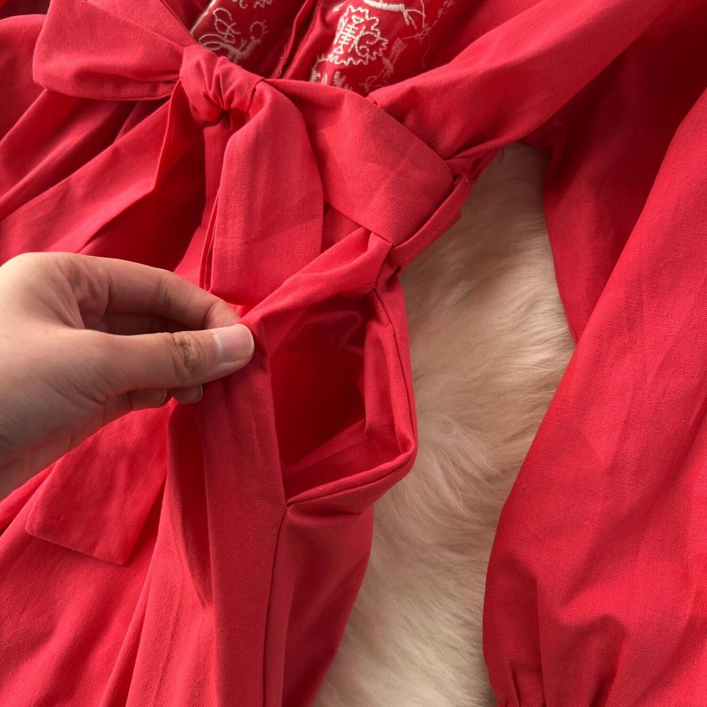 Obcisła sukienka z dekoltem w kształcie litery O, haftowany, bufiasty rękaw, guziki Vestidos, styl etniczny, wiosenne fałdy, sukienki w jednolitym kolorze, linia A