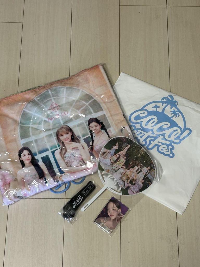 [USED] NiziU "Coco! Summer Fes." Upgraded Goods