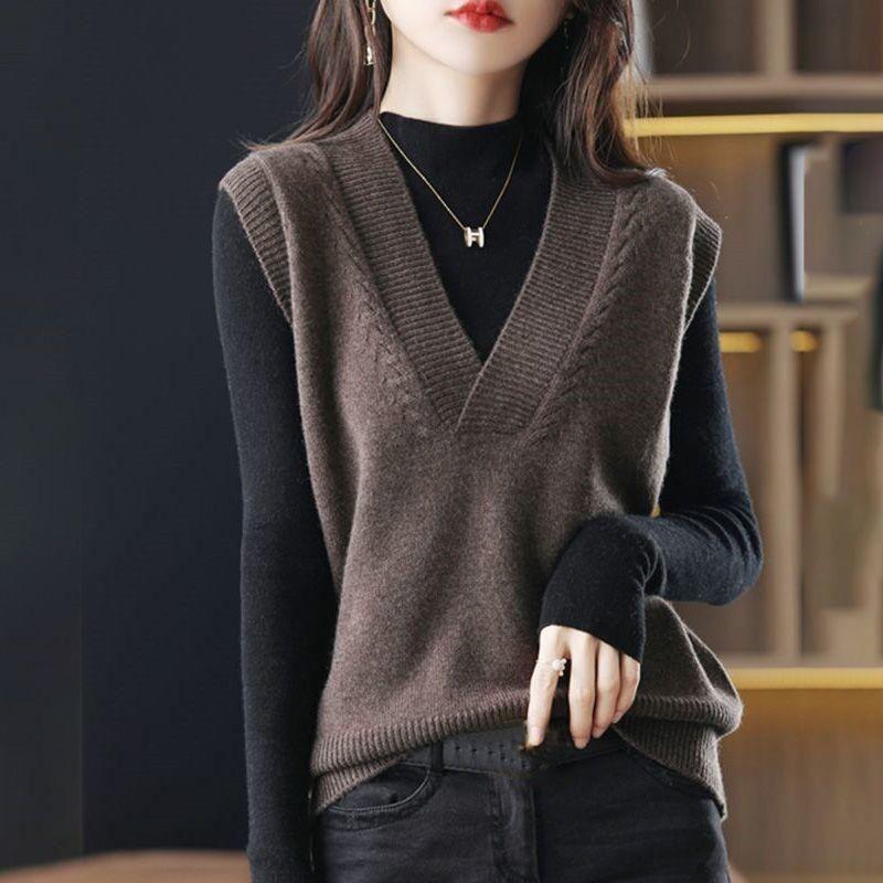 Women's Knitted Vest Spring Autumn V-neck Sleeveless Sweater Short Solid Color Knit Vest
