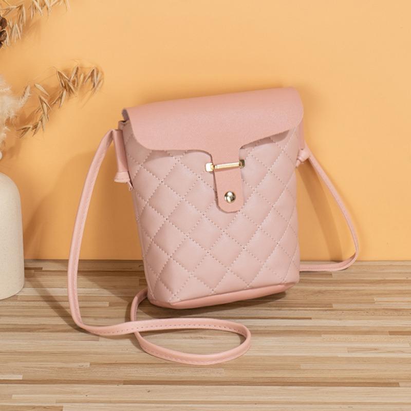 New simple casual rhombus embroidered oblique span mobile phone bag fashionable old flower contrasting color shoulder bag