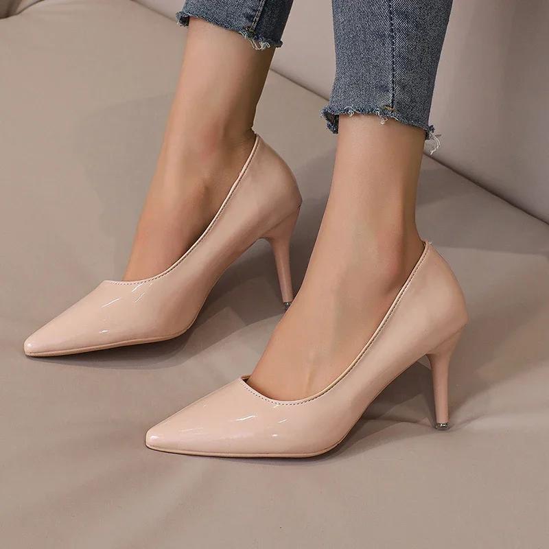 Fashion Red High Heels for Women's Sexy Fine Heel Pumps Fashion Party Plus Size 43 Pointed Toe Wed Shoes Patent Leather Dress High Heels