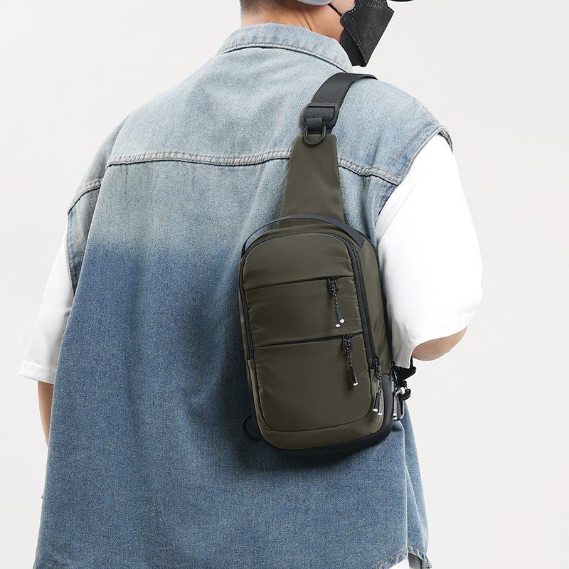 Chest Bag Men's Outdoor Travel Mobile Phone Shoulder Bag Commuter Crossbody Bag