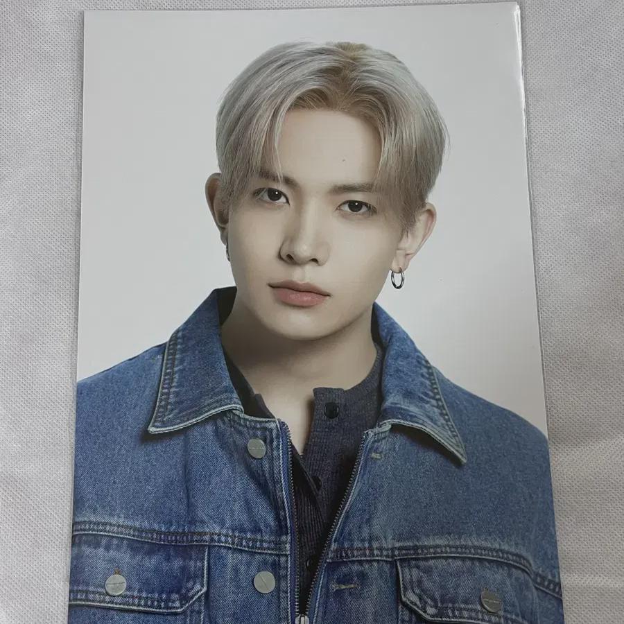ENHYPEN Heeseung Artist Maid Popup Store Bonus A4 Poster