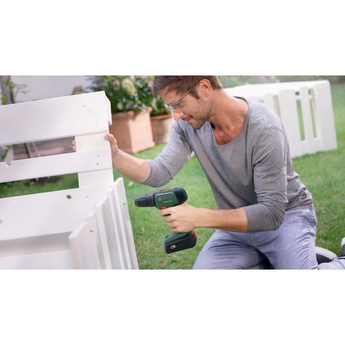 Bosch Cordless Drill/Driver - UniversalDrill 18 (Supplied with 2 18V-1.5Ah Batteries + Charger + Carrying Case)