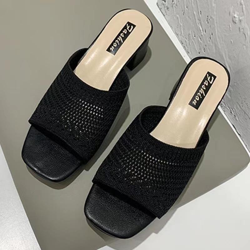 Medium heel cool slippers women's summer new Korean version of fly-woven outer wear one-word fashion women's cool slippers