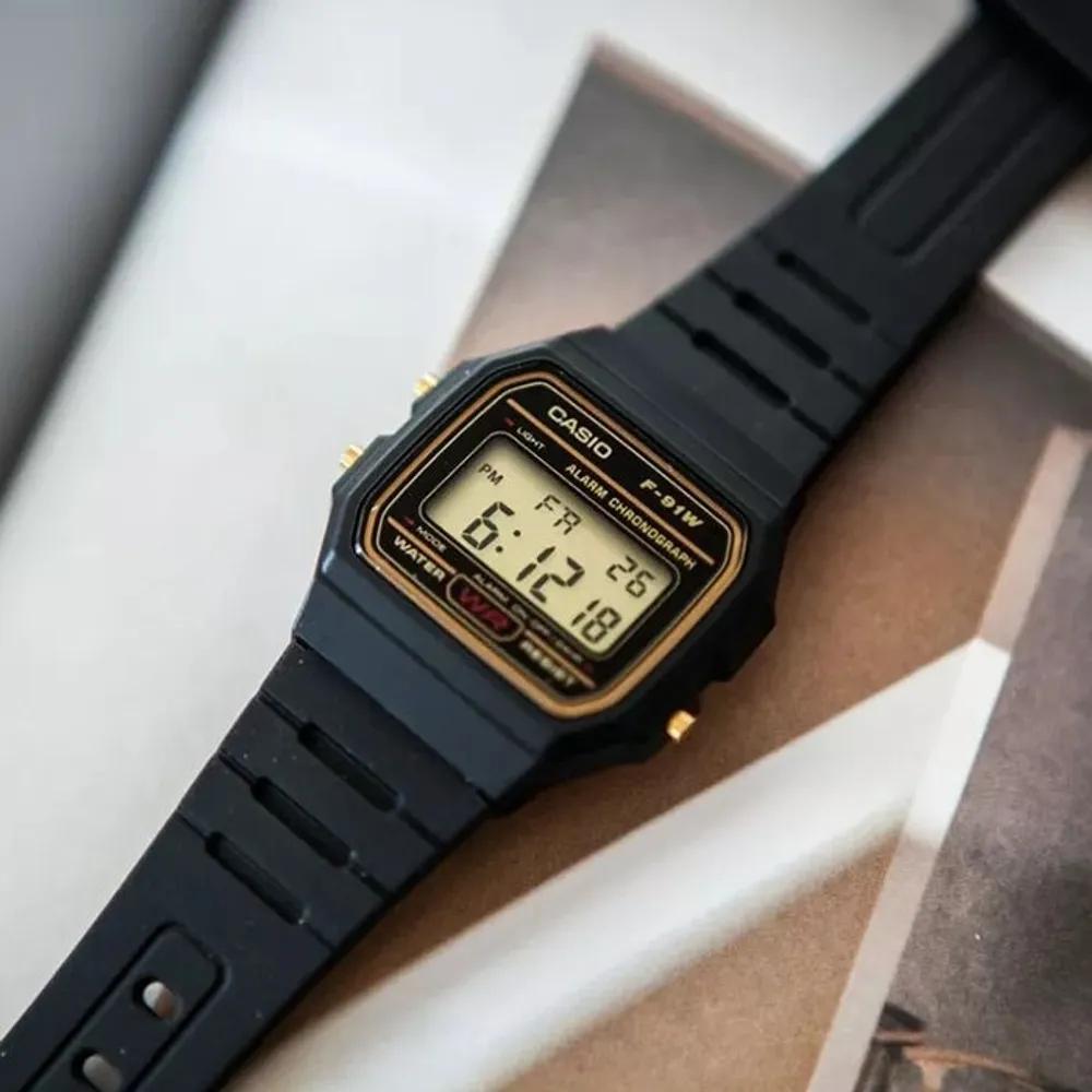 Cio F-91WG-9 Unisex Urethane Band Digital Watch